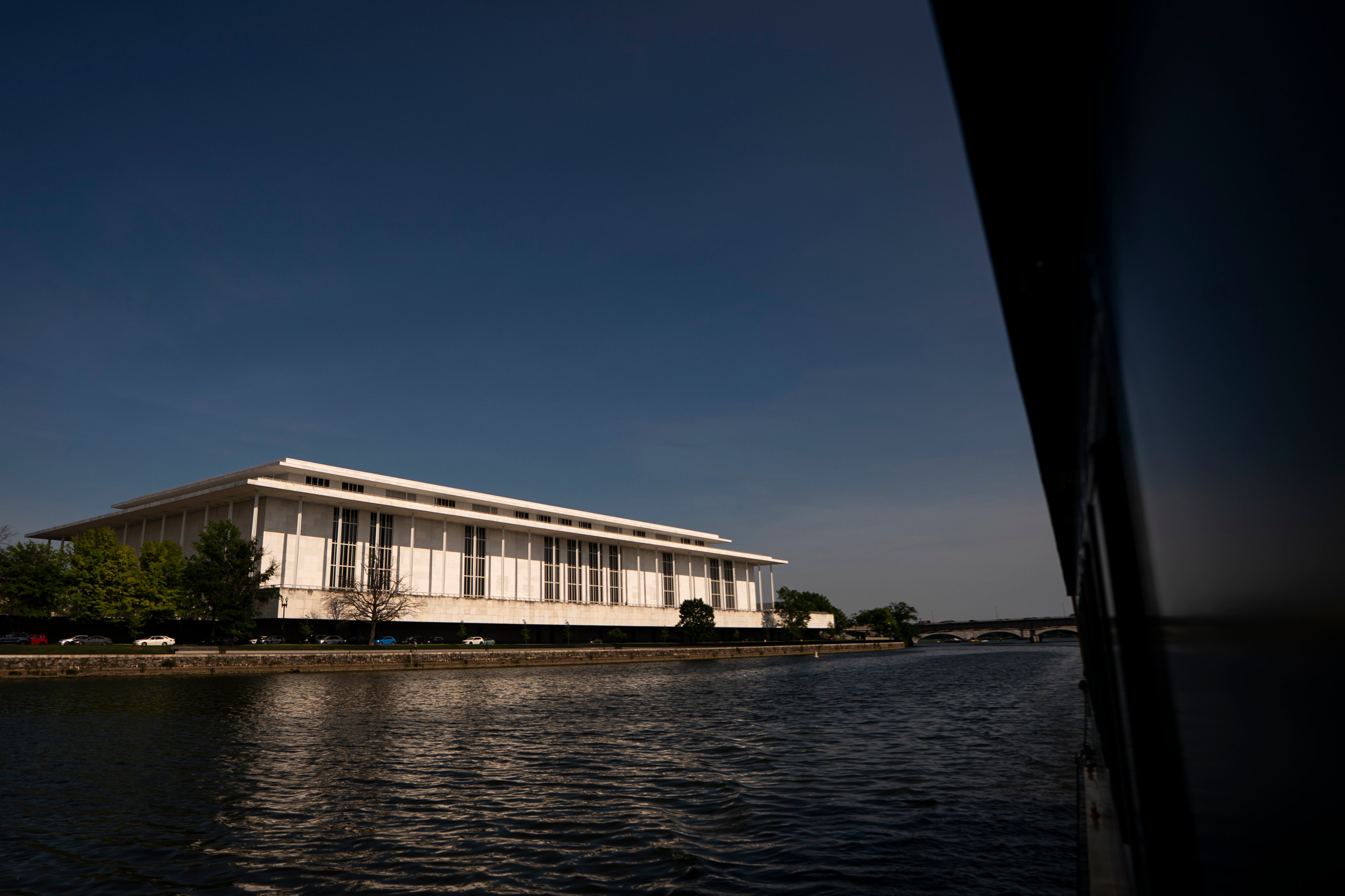 Trump's Kennedy Center board votes to close immediately for renovations