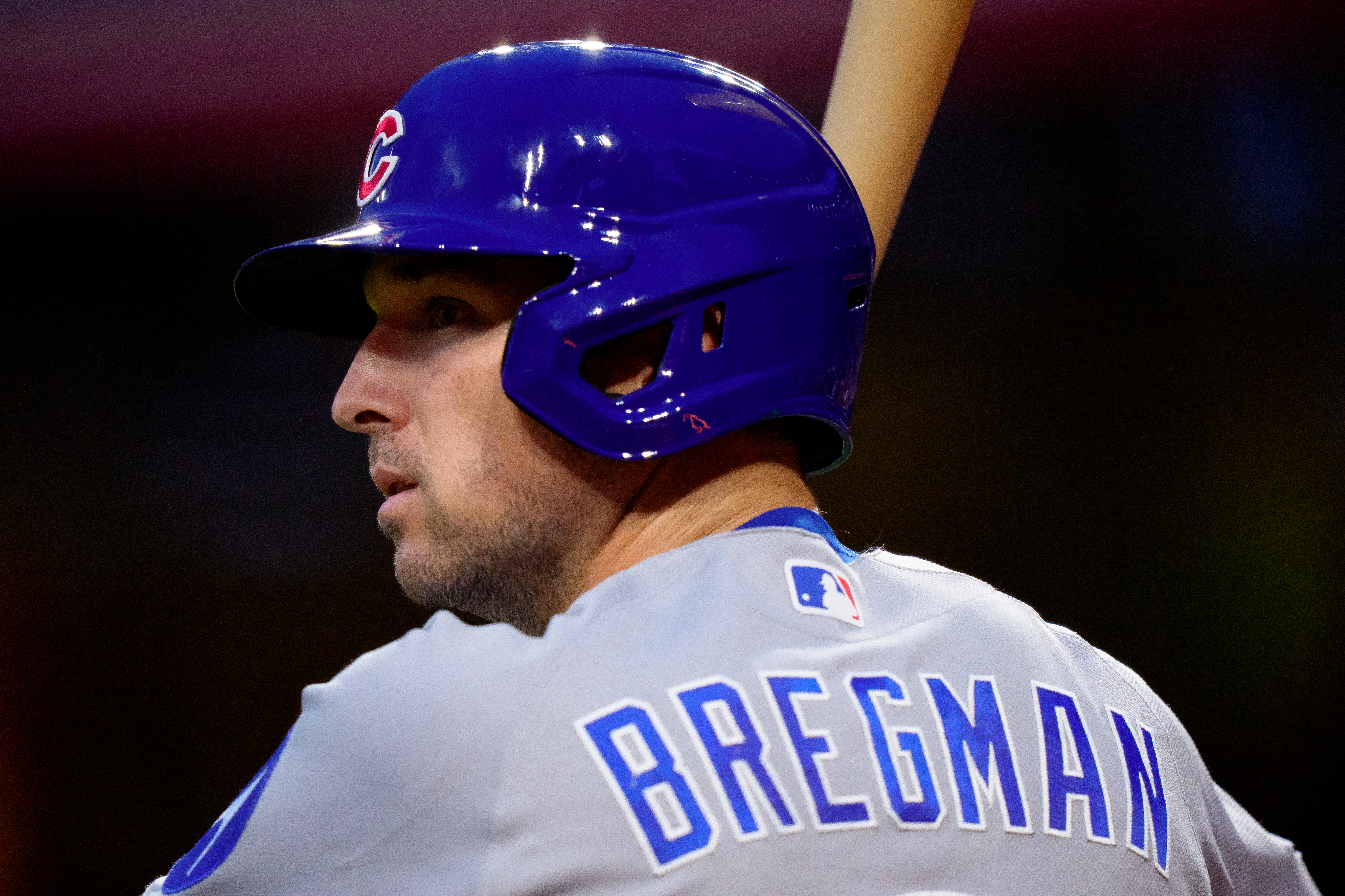 Alex Bregman won't go on injured list after taking foul ball to face, Counsell says