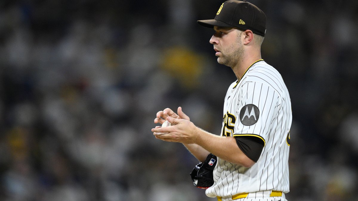 Manny Machado, Michael King propel Padres over Cubs in Game 1 Manny Machado, Michael King propel Padres over Cubs in Game 1