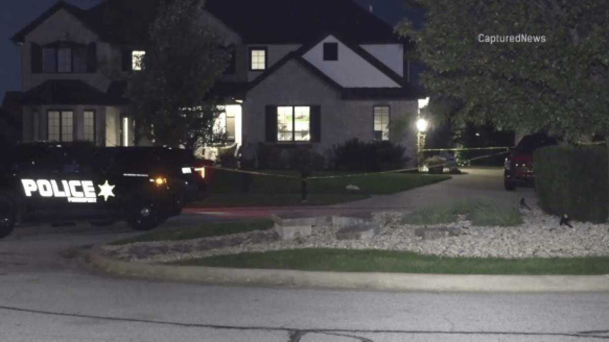 Police investigation unfolds at large home in suburban Frankfort