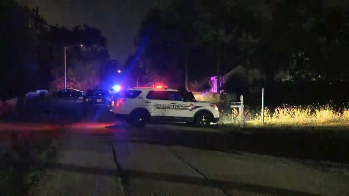 Large police presence outside home in suburban Lockport; residents asked to avoid area