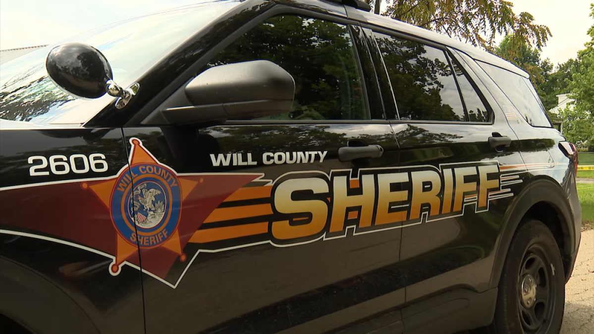 Woman, 31, identified as bystander killed while &lsquo;caught in crossfire in Lockport