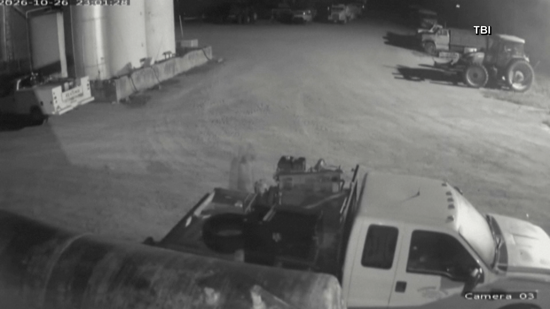 Truck stolen by escaped Tennessee inmate is found abandoned in Illinois, authorities say