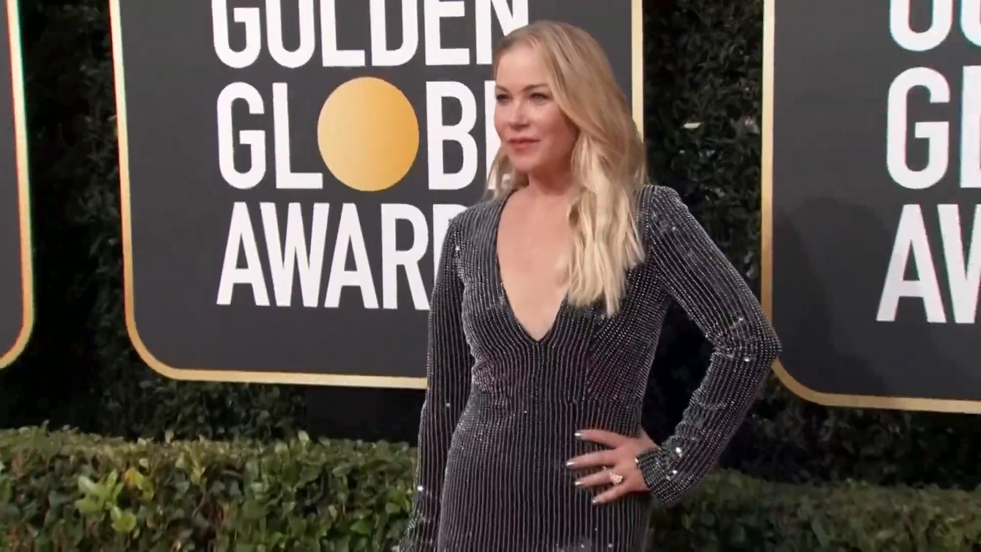 Christina Applegate says her MS was misdiagnosed. A neurologist explains why misdiagnosis is common