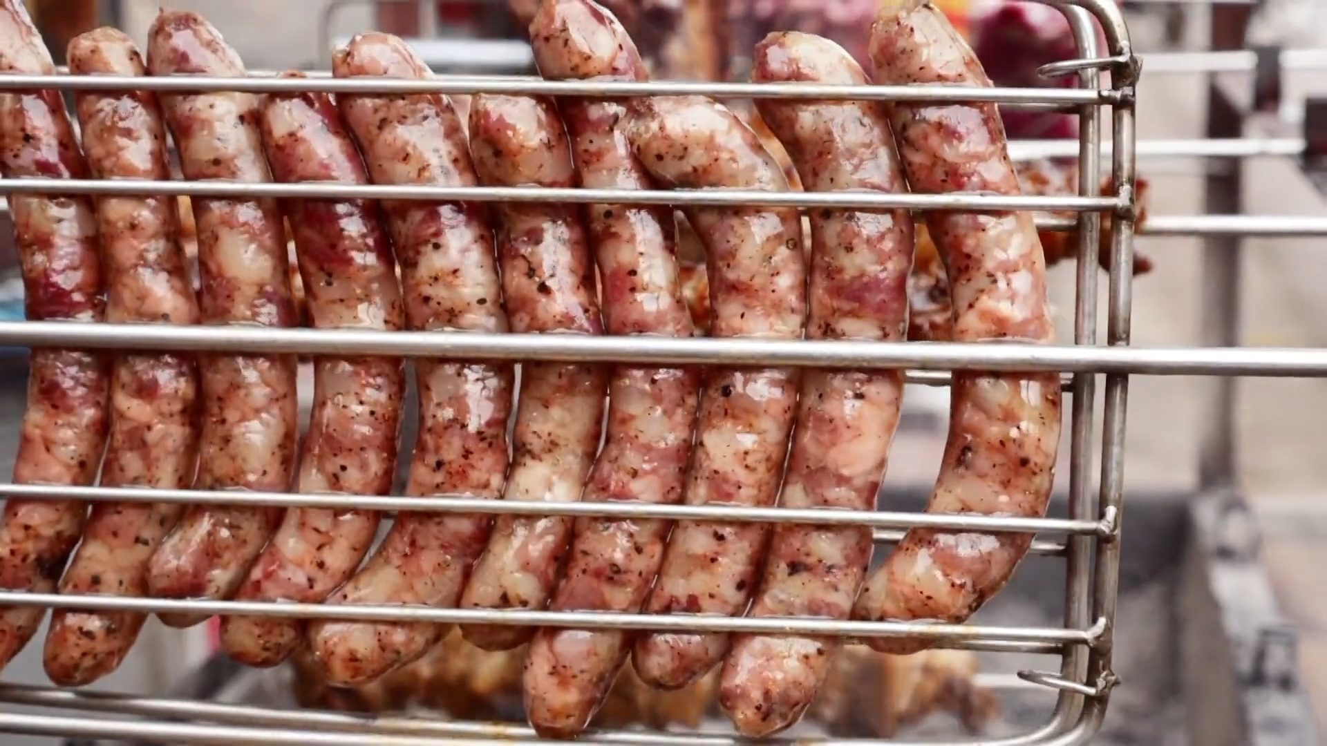 nbcchicago.com - Kevin Pang - The art of beer brats is alive and well for one suburban butcher