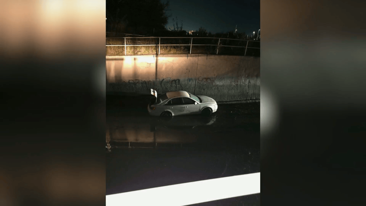 Woman found dead in submerged vehicle near Gary harbor after calling 911 for help Woman found dead in submerged vehicle near Gary harbor after calling 911 for help