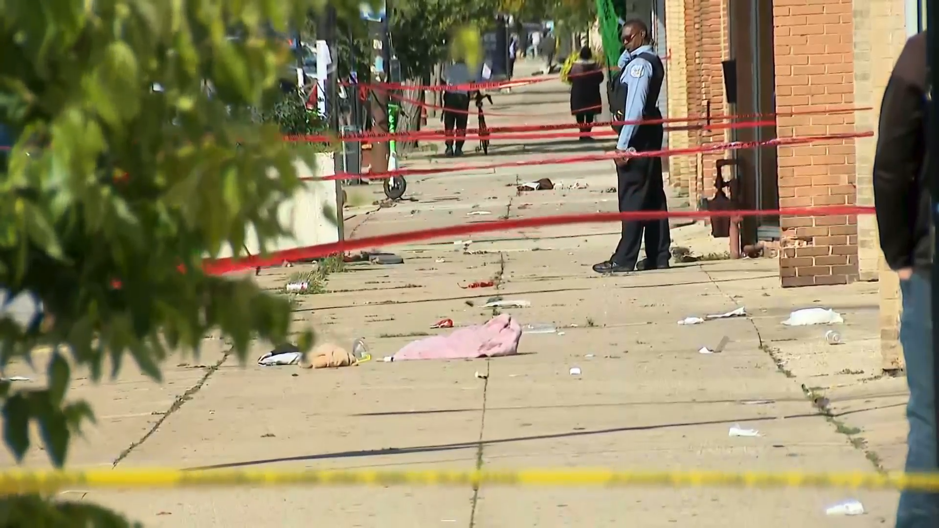 VIDEO: Witnesses rush to 7-year-old stabbed to death in Chicago – NBC ...