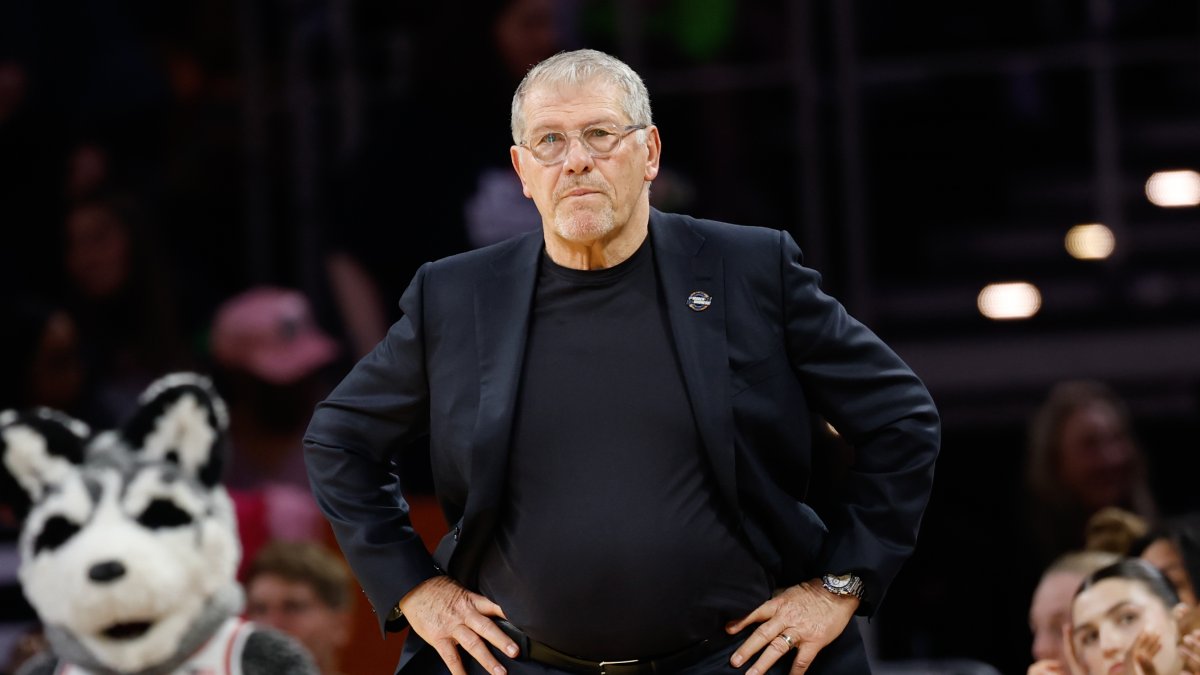 Nbc Rochester Geno Auriemma reveals the ‘lie’ that got him hired at UConn – NBC Chicago