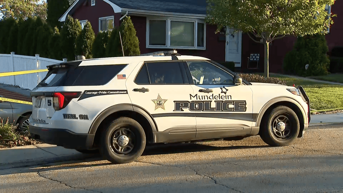 Mundelein residents thought they heard firecrackers during a Bears game; it was a fatal shooting Mundelein residents thought they heard firecrackers during a Bears game; it was a fatal shooting