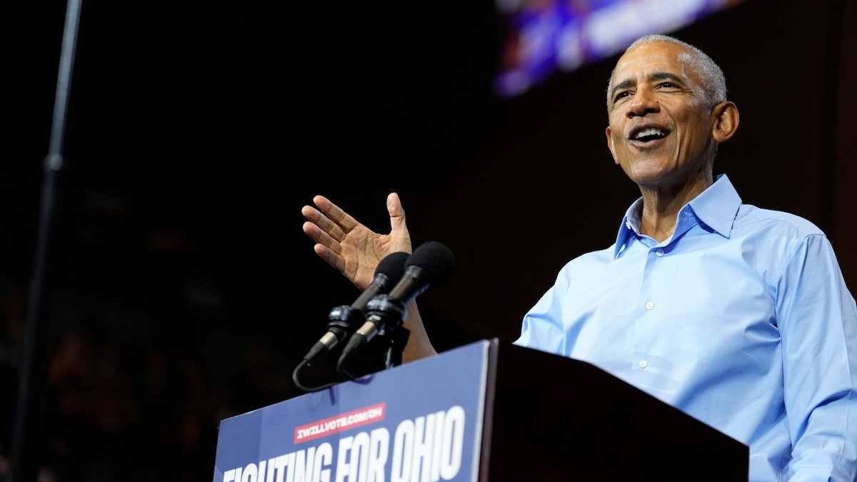 Obama mocks Trump's White House changes, says it looks like ‘a Cheesecake Factory'