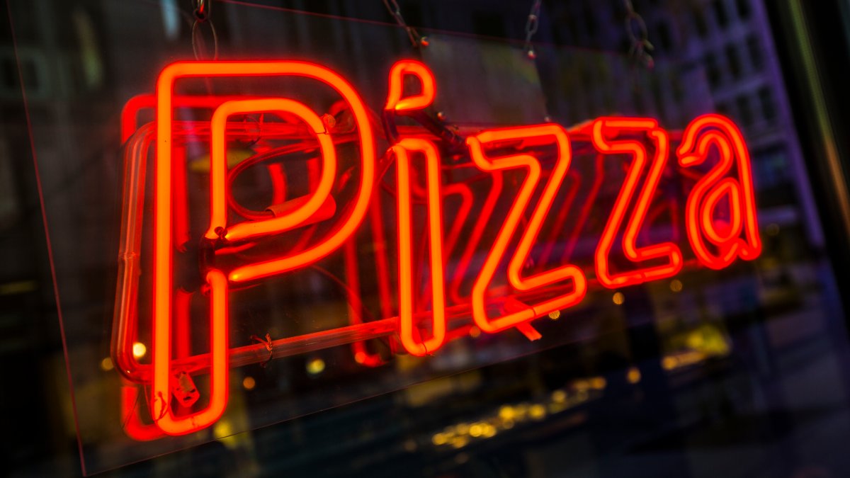 2 Chicago pizzas named among the 27 best in the U.S. by Food & Wine. Here's whic...