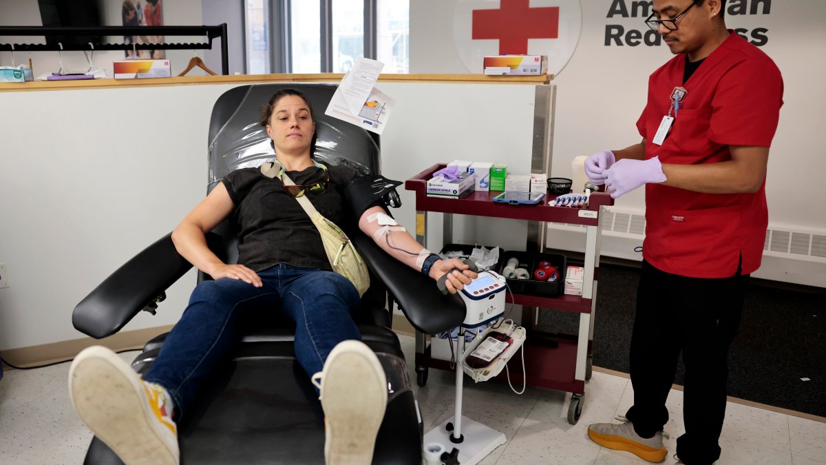 Red Cross offers cash incentive to donate blood following 2nd ever ...