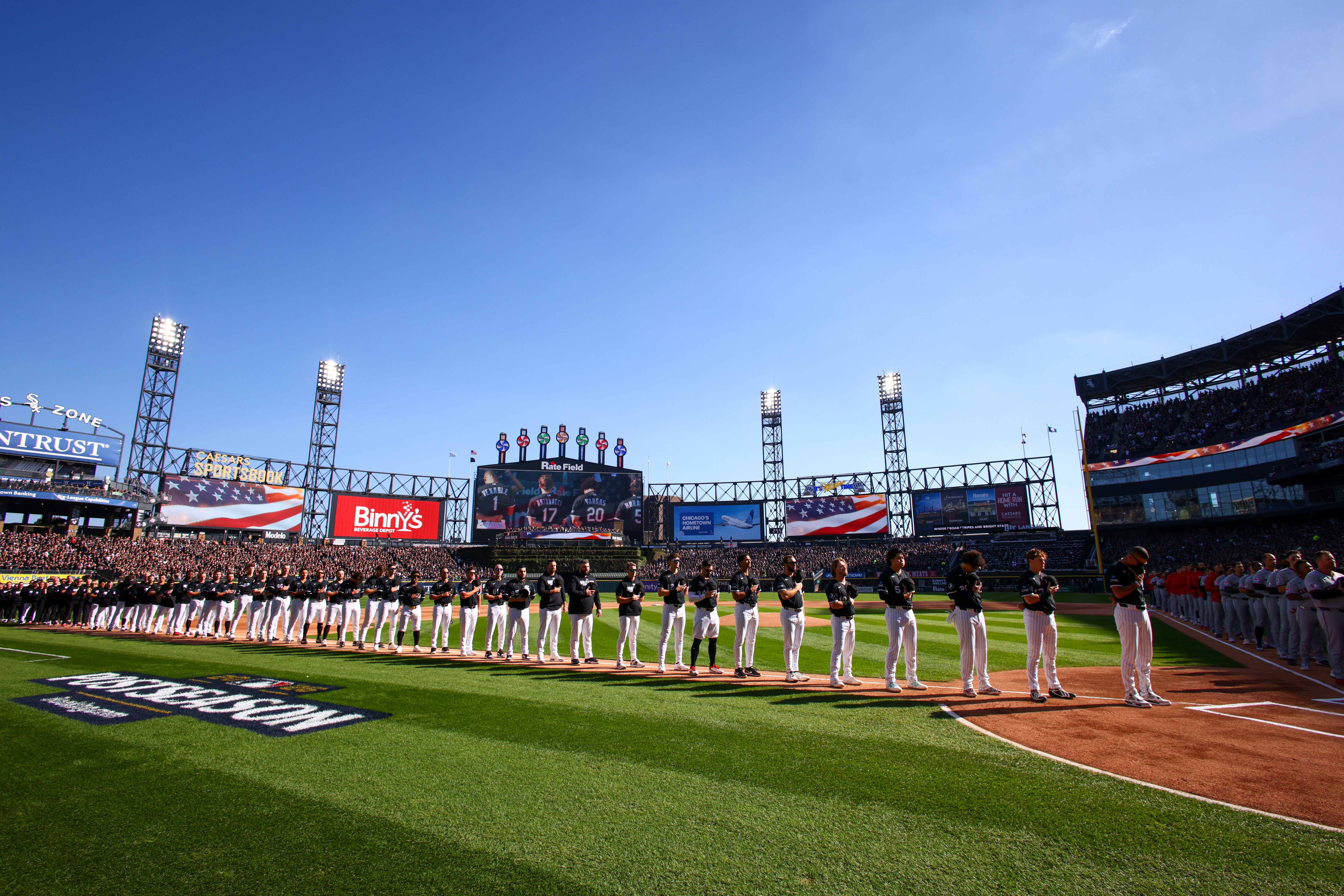 Bridgeport students gifted tickets to see White sox in Game 3 of ALDS