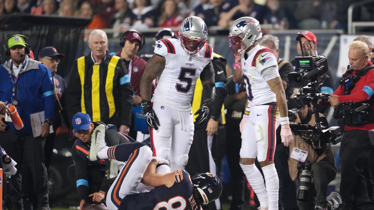 Cole Kmet suffered &lsquo;likely season-ending injury during Bears-Patriots game: Reports