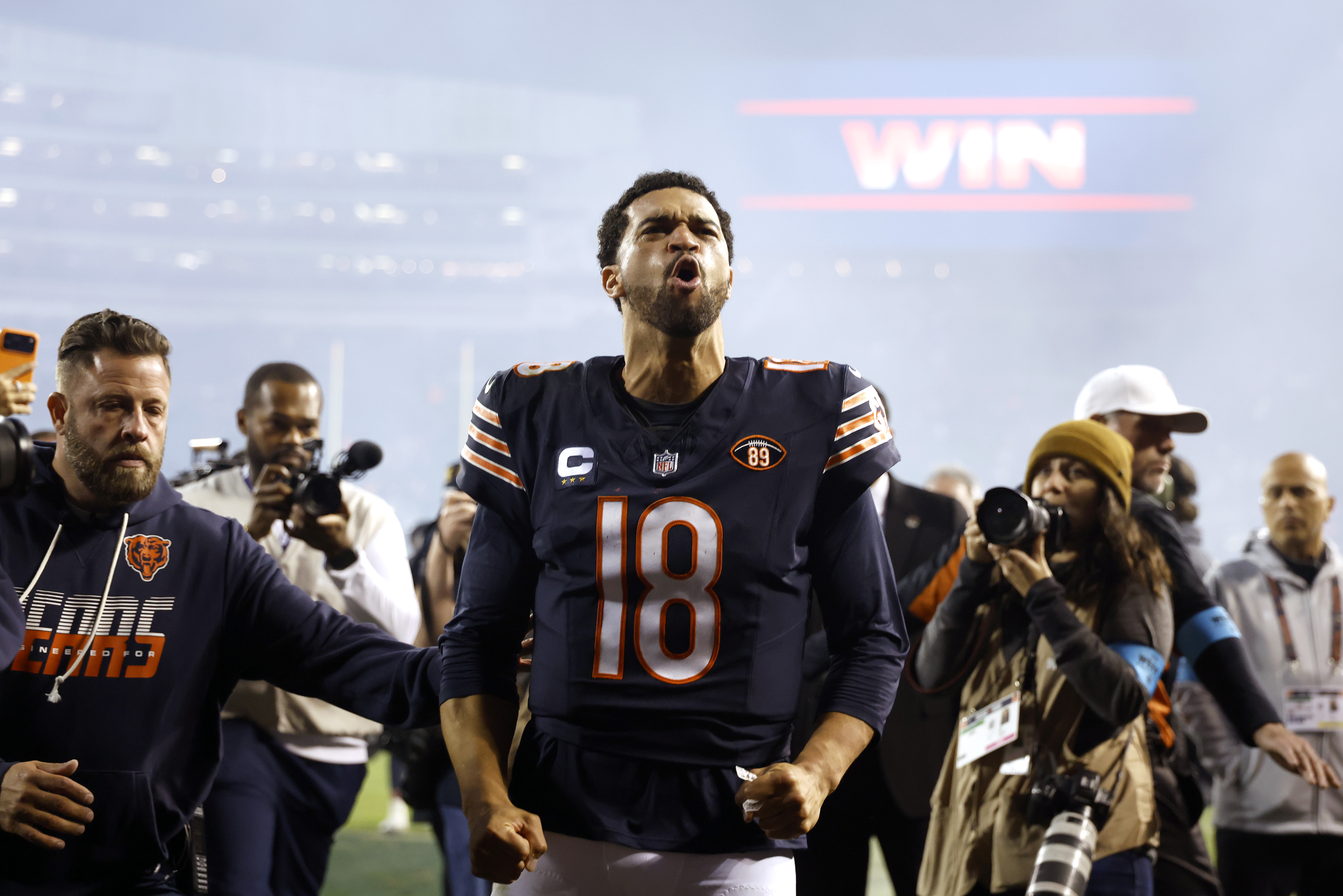 Recap: Bears best Patriots 30-24 in wild showdown at Soldier Field