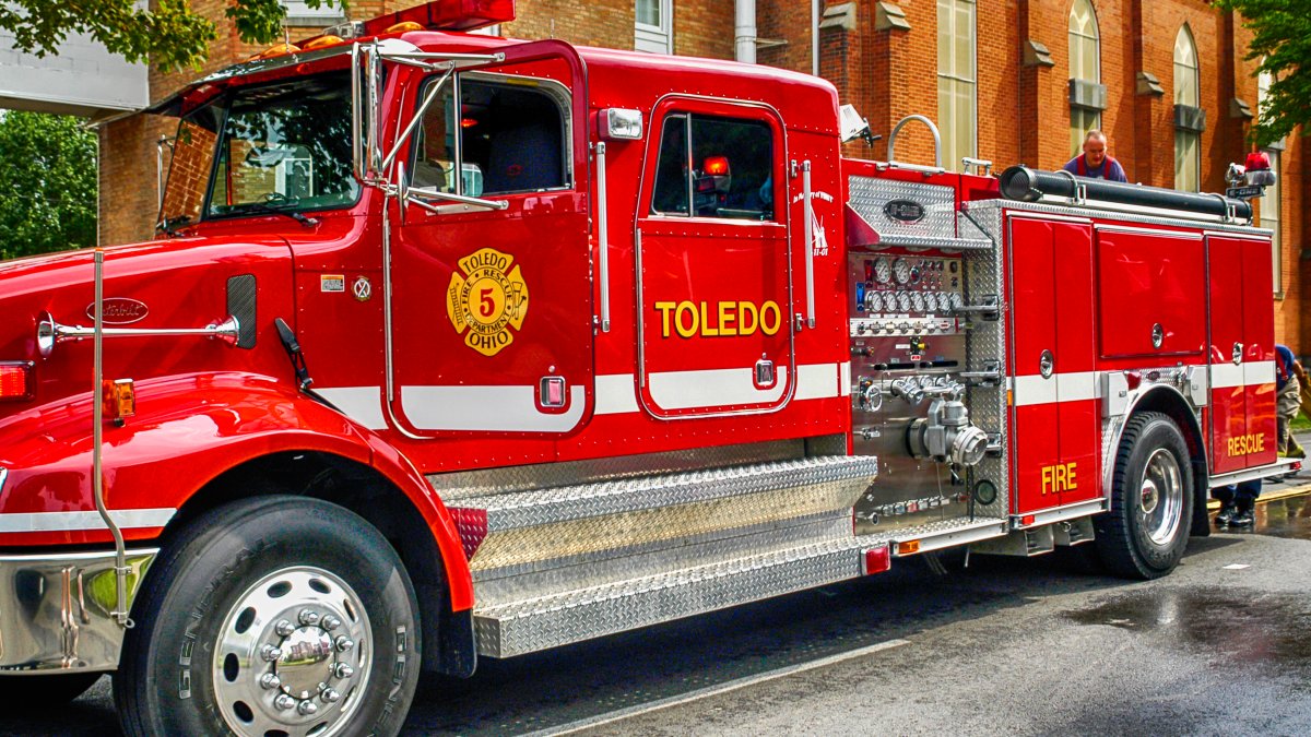 Evacuations and shelter-in-place orders issued in Toledo, Ohio after chemical release