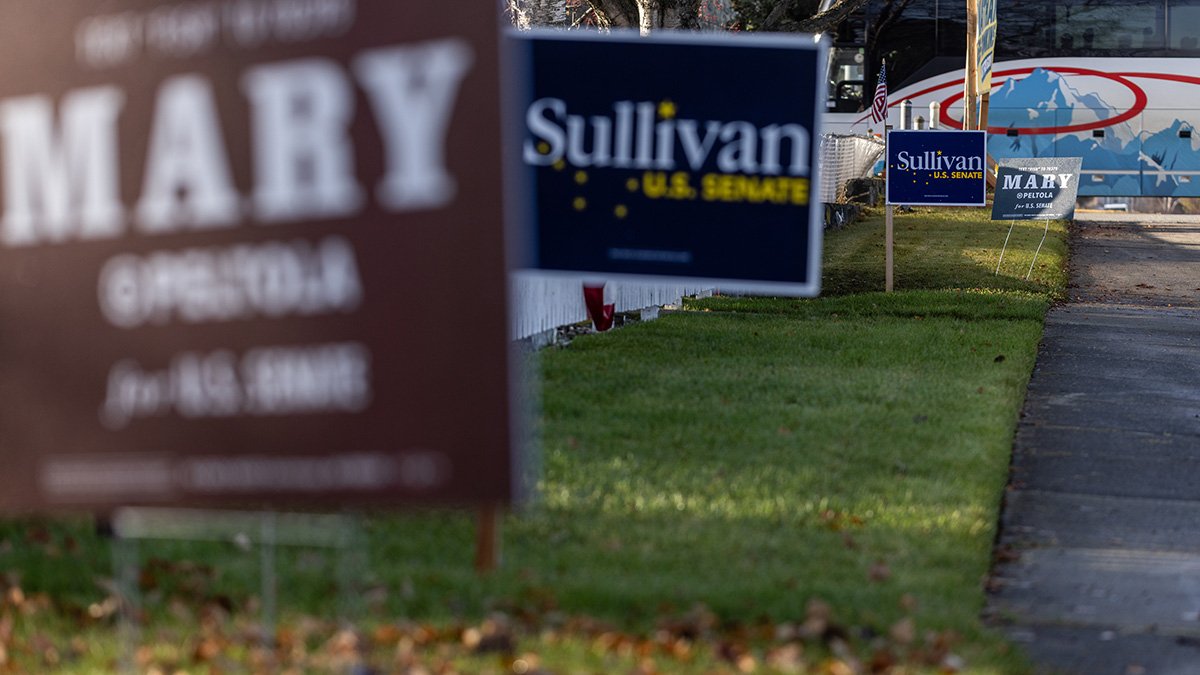 Top federal prosecutor in Alaska says criminal probe underway over would-be spoiler Senate candidate