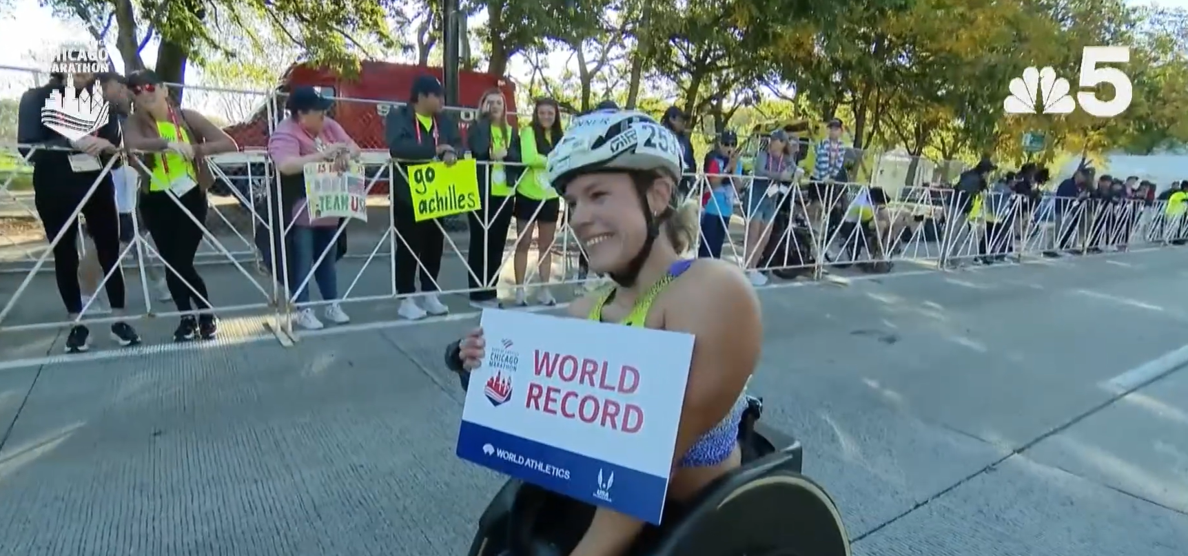 Chicago Marathon women's wheelchair: Catherine Debrunner sets unofficial world record