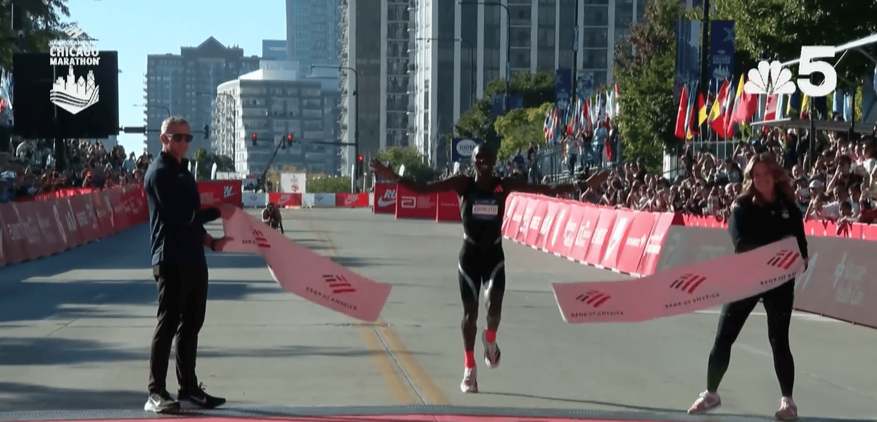 After finishing 2nd and 3rd, Amos Kipruto finally gets his Chicago Marathon win