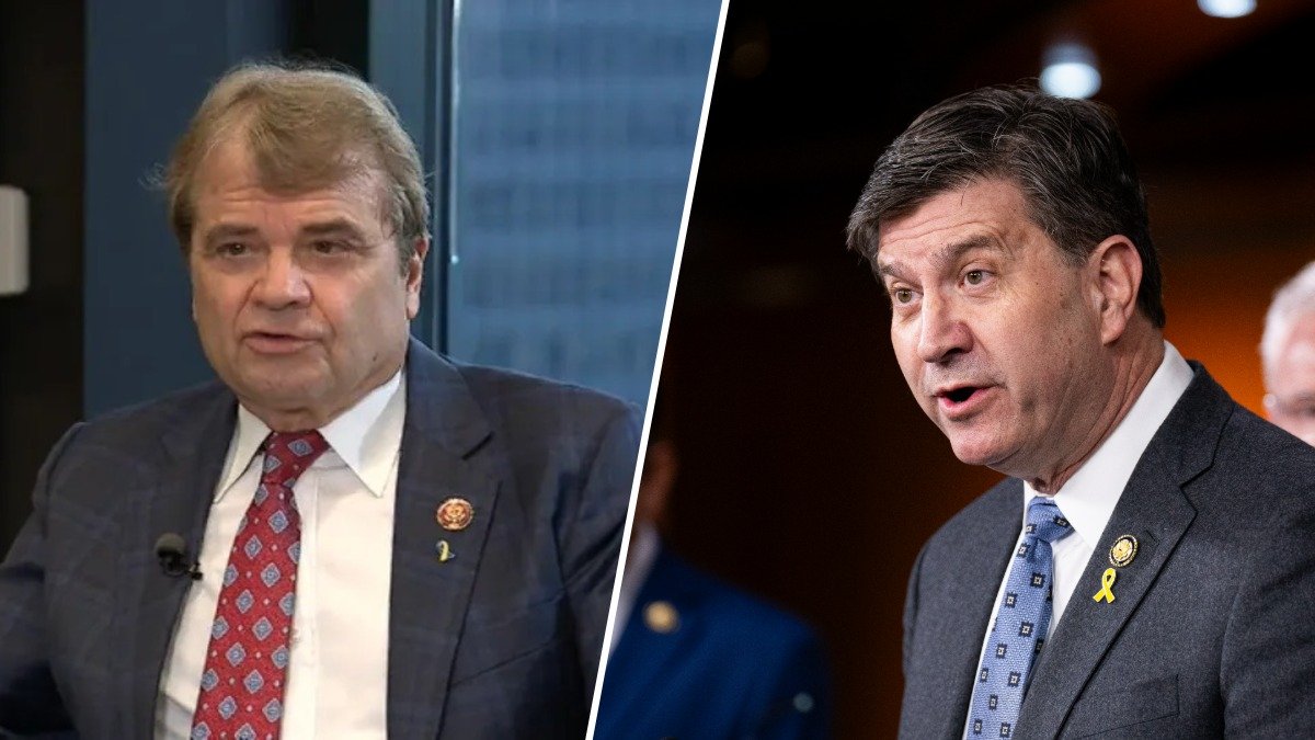Reps. Quigley, Schneider among lawmakers sent letters with &lsquo;suspicious substances