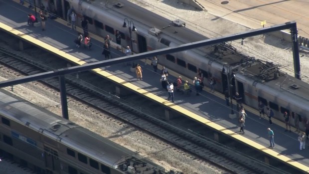 Service Restored Delays Remain After Power Outage On Metra - 