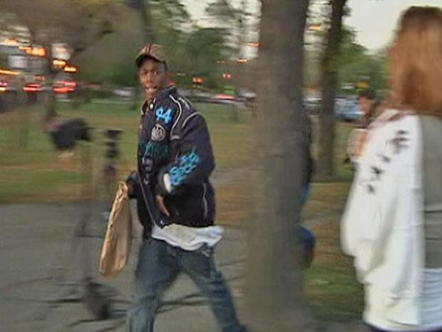 [CHI] Eugene Bailey Leaves Jail