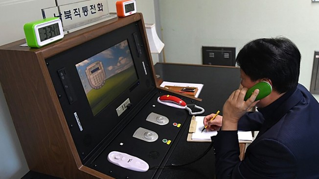 North Korea accepts South Korea's offer, will meet for peace talks North Korea accepts South Korea's offer, will meet for peace talks
