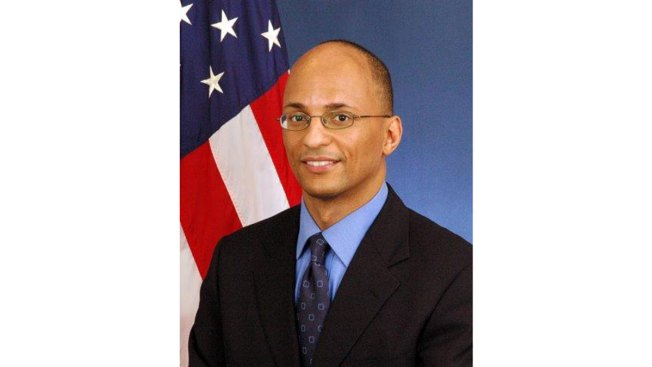 First Democratic Alabama Senator in 25 years takes office First Democratic Alabama Senator in 25 years takes office