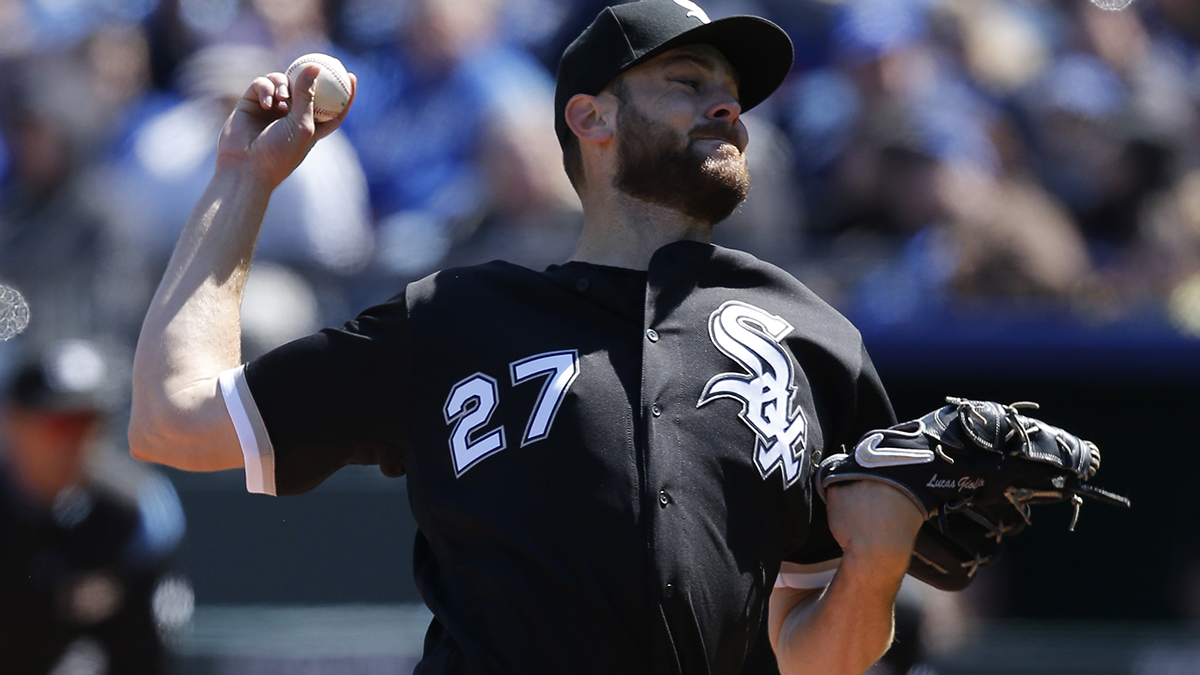 Giolito Suffers Hamstring Injury in Wednesday Game